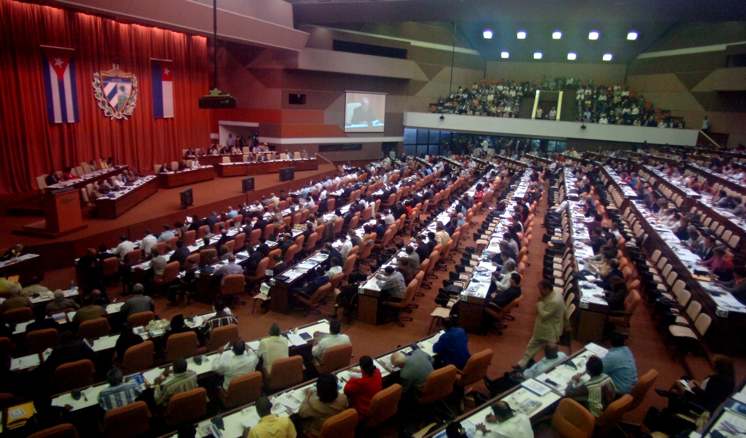 http://www.cta.org.ar/IMG/jpg/parlamento-cubano.jpg